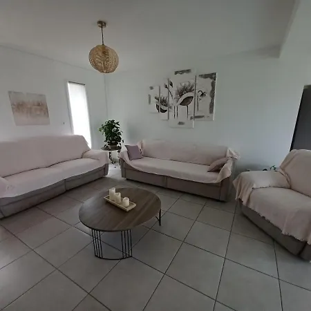 Villa Cocooning Avec Spa, Jacuzzi Axe Laon Reims Villa Samoussy